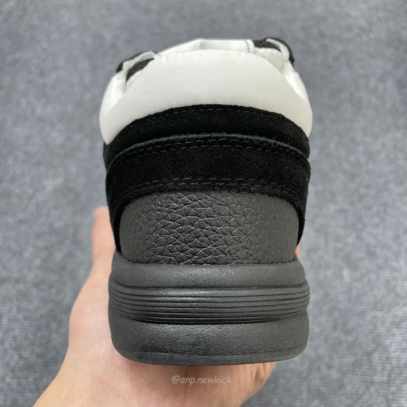 Chanel Low Top Trainer Black White G38299 Y55720 K3845 (11) - newkick.vip